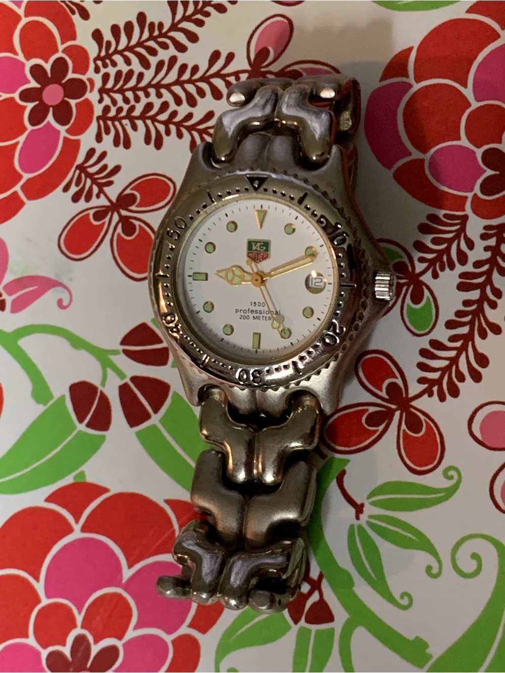 TAG Heuer Silver Tone Professional 200M Women's Watch - White Dial